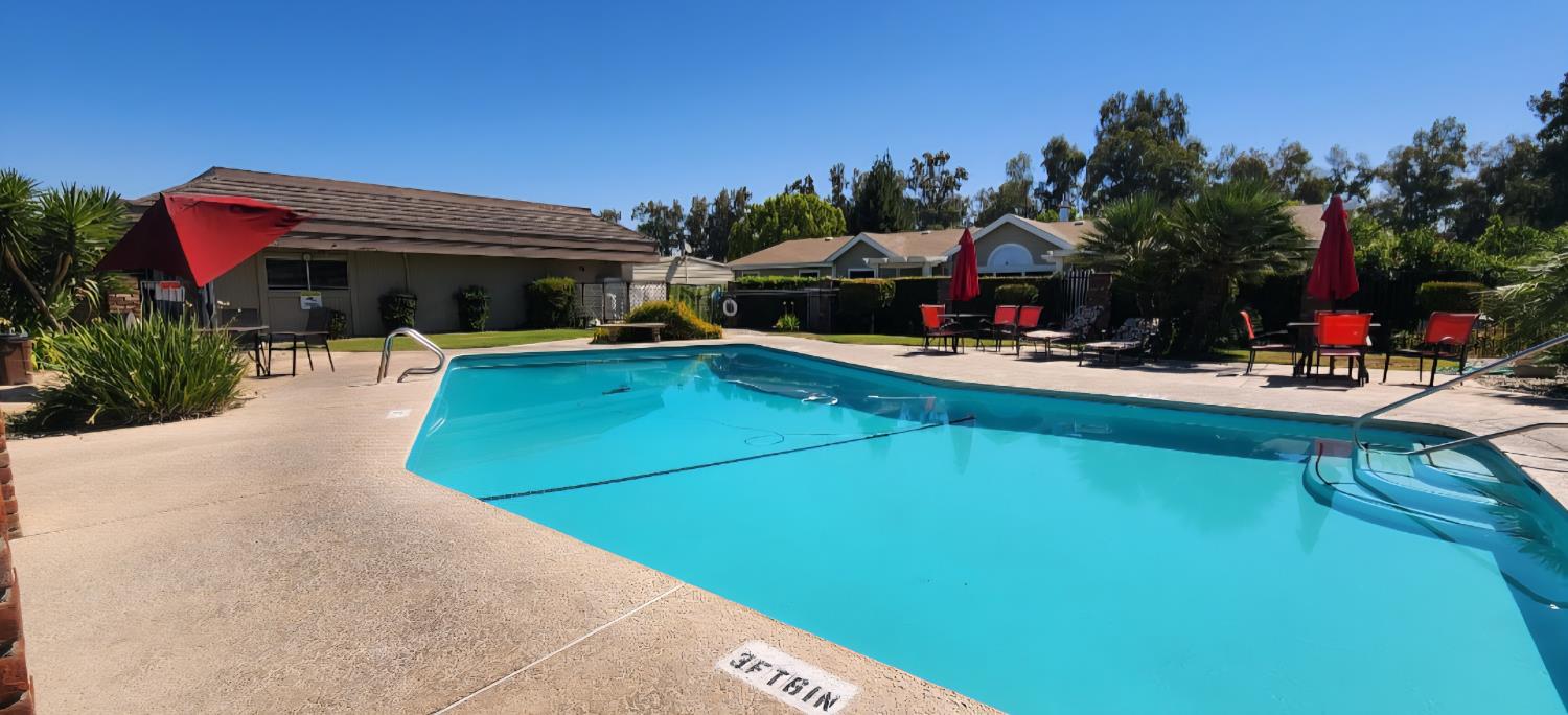 1300 W Olson Ave #179, Reedley, CA 93654