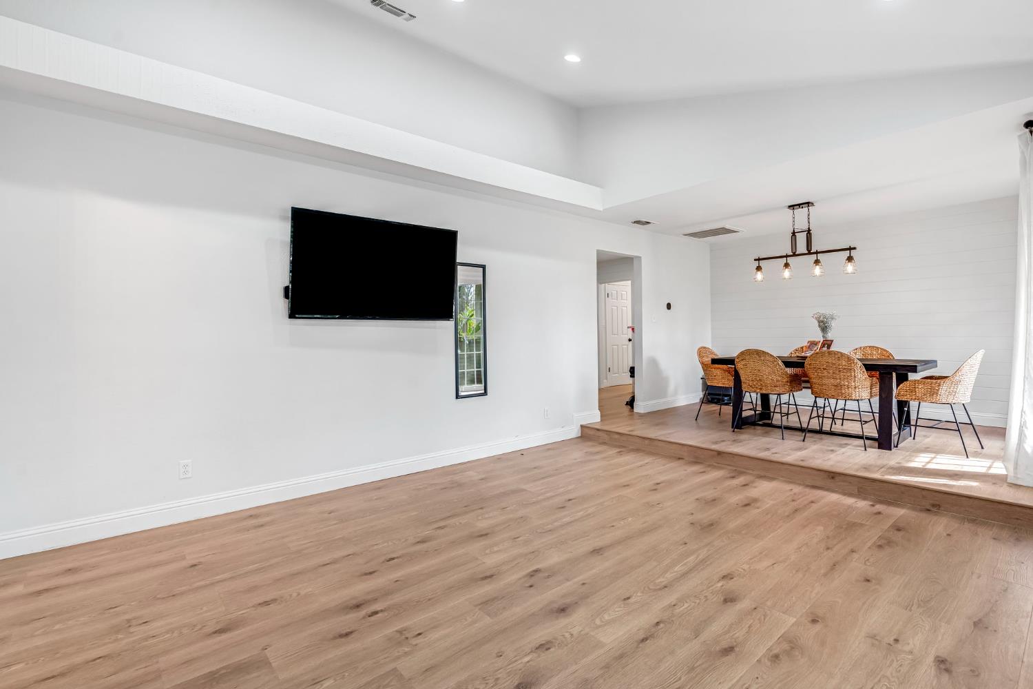 344 E Avante Ave, Fresno, CA 93720