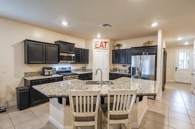 6978 E Fedora Ave, Fresno, CA 93727