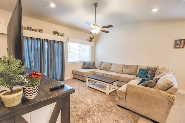 6978 E Fedora Ave, Fresno, CA 93727