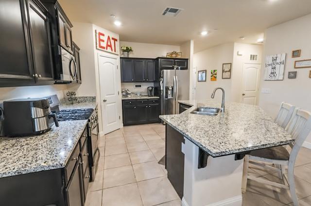 6978 E Fedora Ave, Fresno, CA 93727