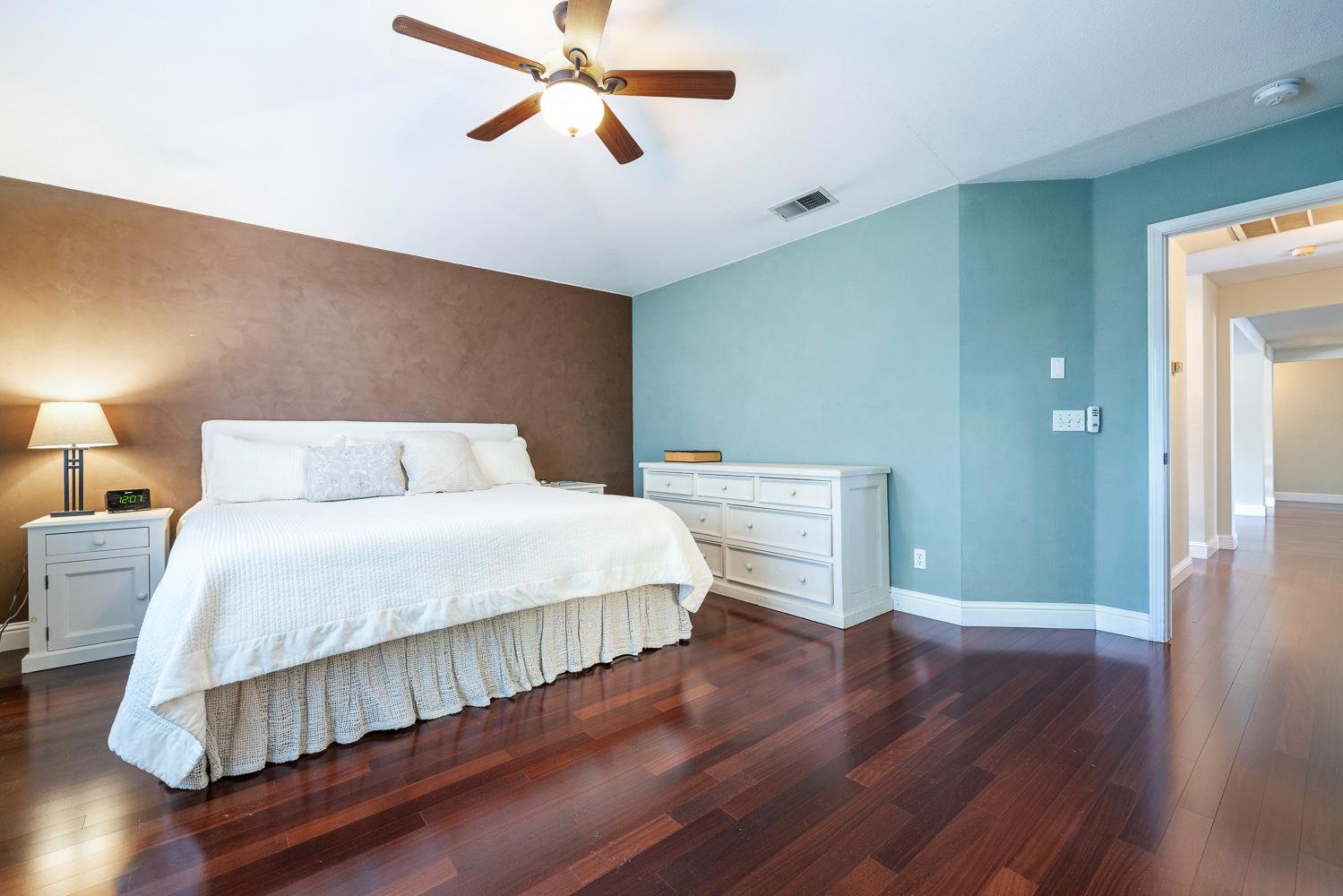 1754 Decatur Ave, Clovis, CA 93611