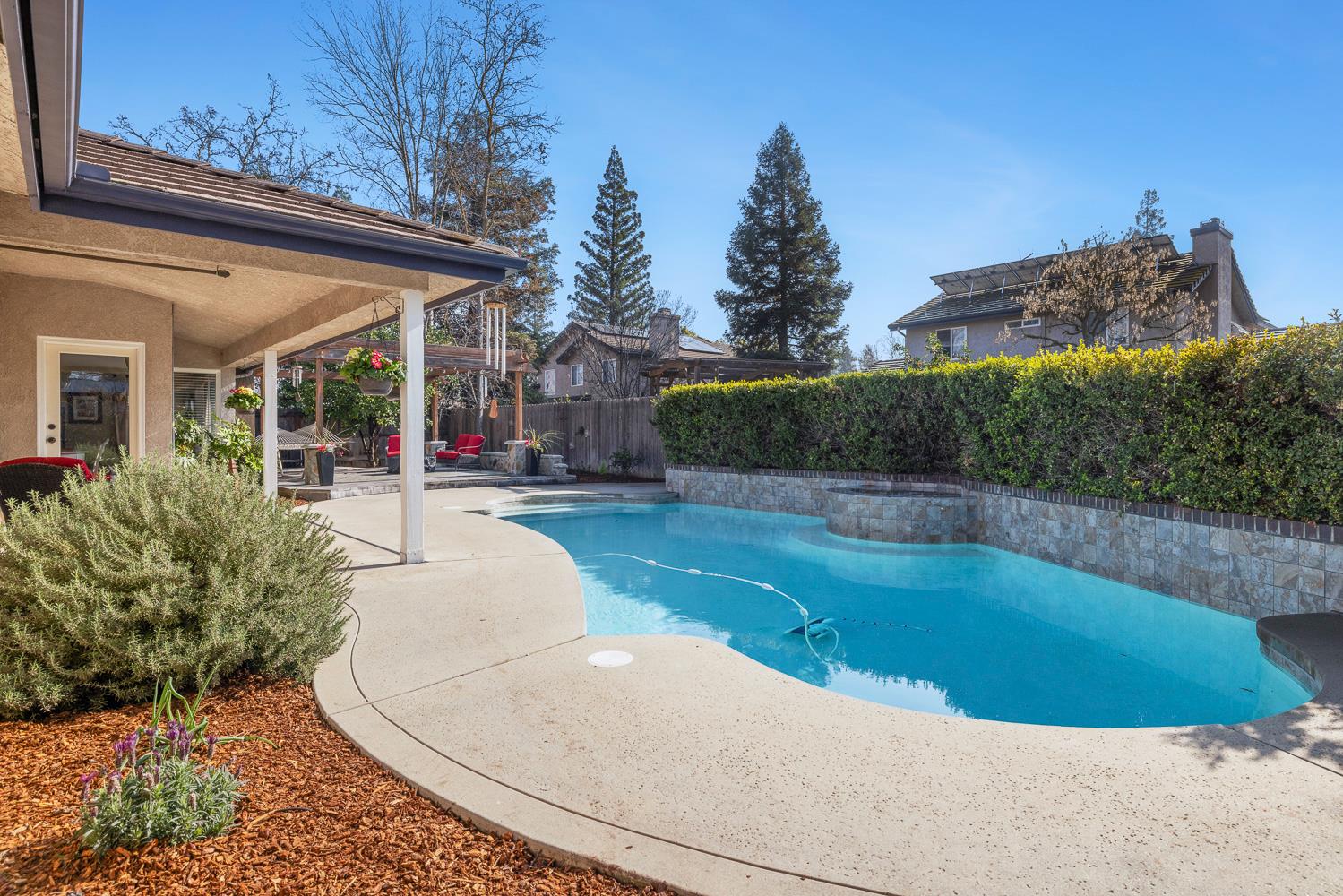 1754 Decatur Ave, Clovis, CA 93611