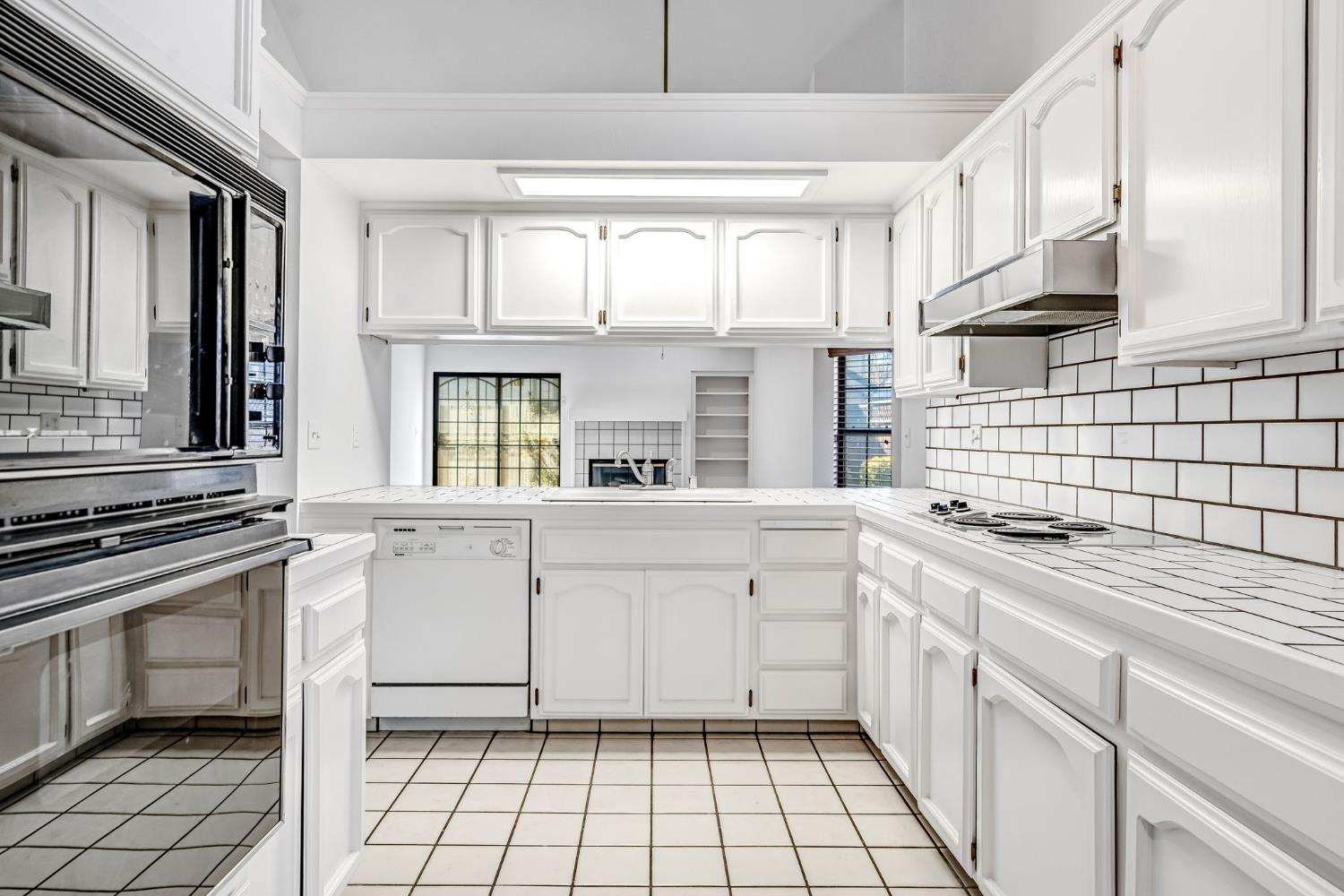 1229 W Bullard Ave #103, Fresno, CA 93711