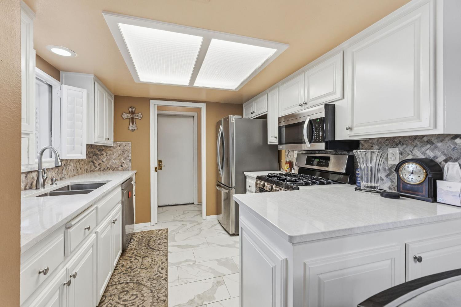 474 E Alluvial Ave #181, Fresno, CA 93720