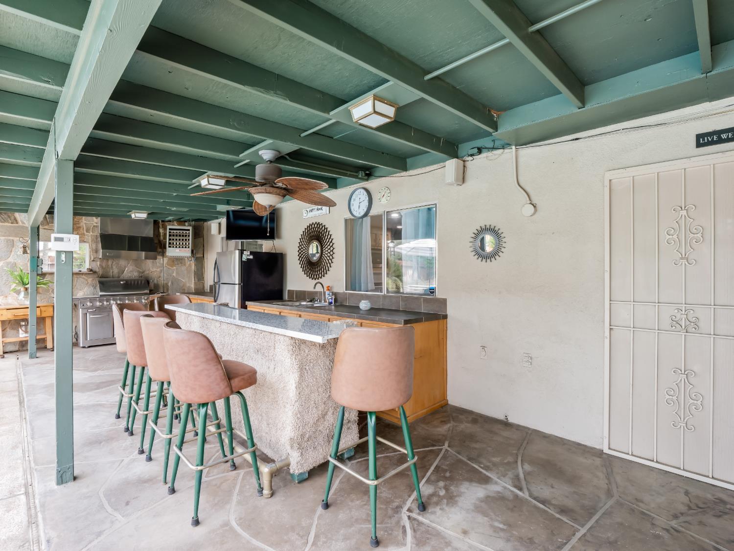 5197 E Hamilton Ave, Fresno, CA 93727