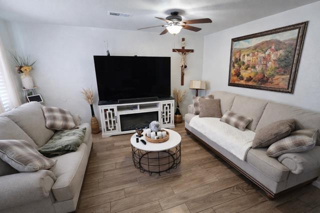 23663 Uvas Ave, Madera, CA 93637