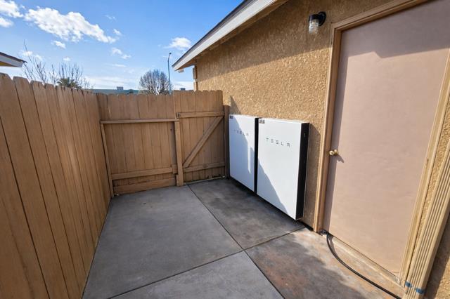 23663 Uvas Ave, Madera, CA 93637