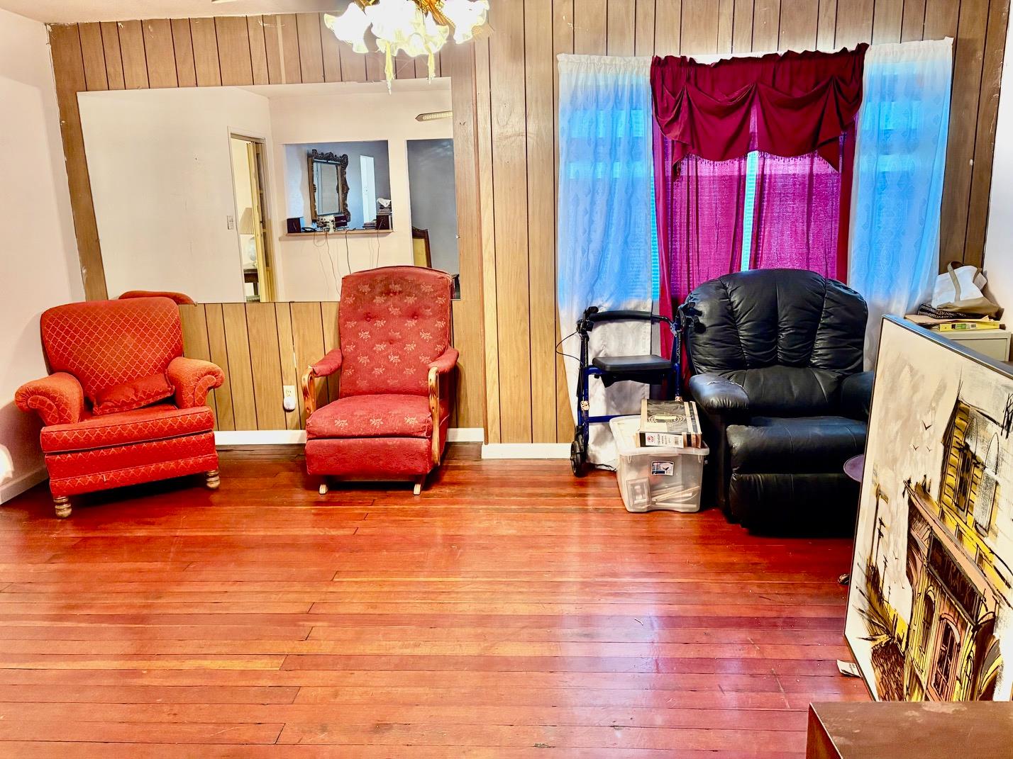 12840 10th Ave, Hanford, CA 93230