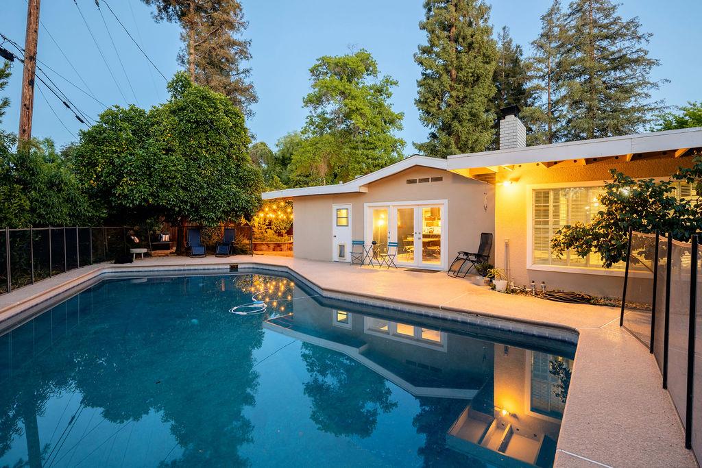 1264 W Celeste Ave, Fresno, CA 93711