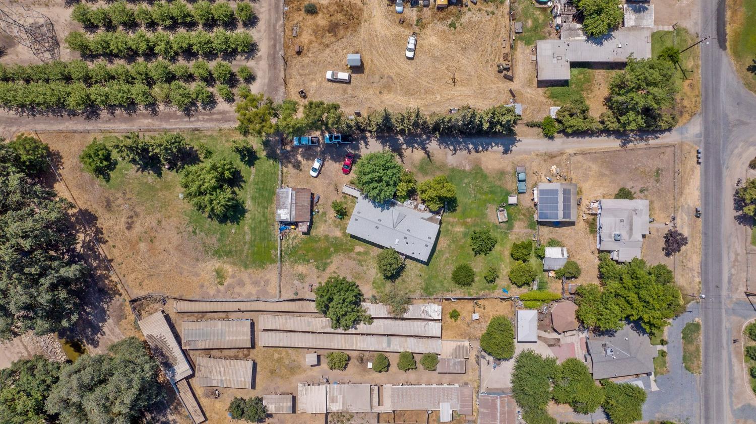 15011 Water Ave, Visalia, CA 93292