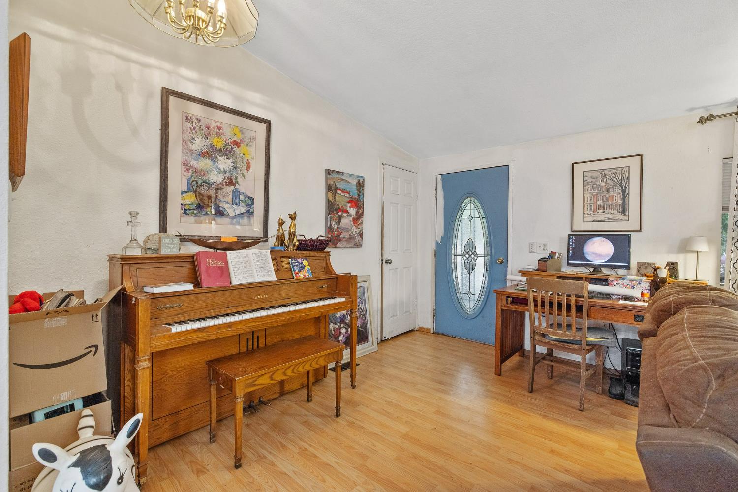 15011 Water Ave, Visalia, CA 93292