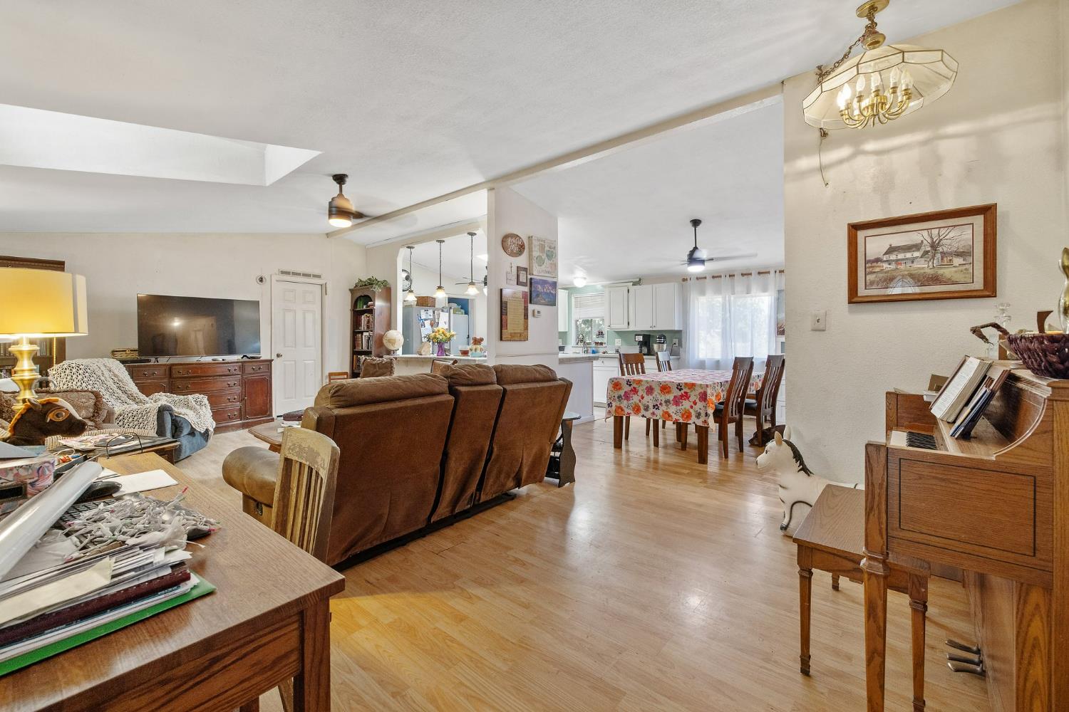 15011 Water Ave, Visalia, CA 93292