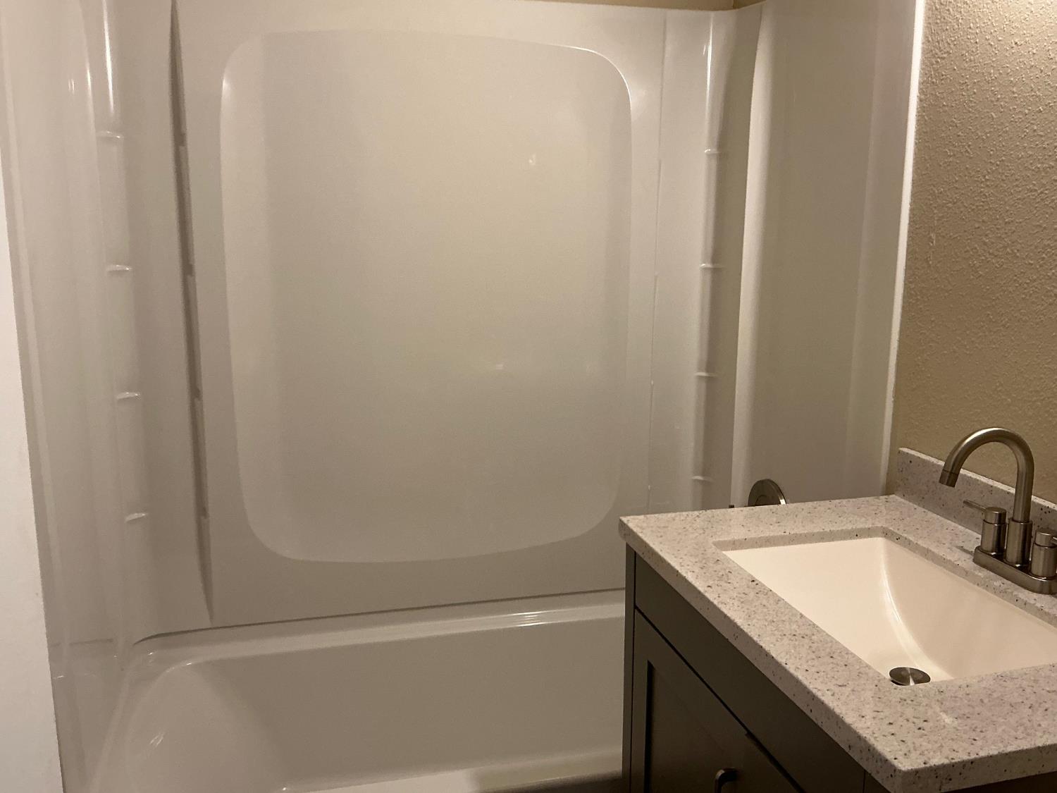 20237 Mulberry St, Stratford, CA 93266