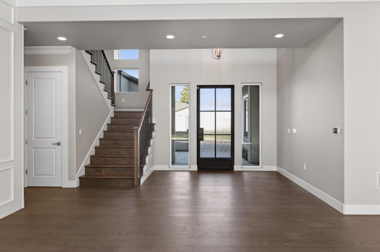 11610 N Range View Dr, Fresno, CA 93730