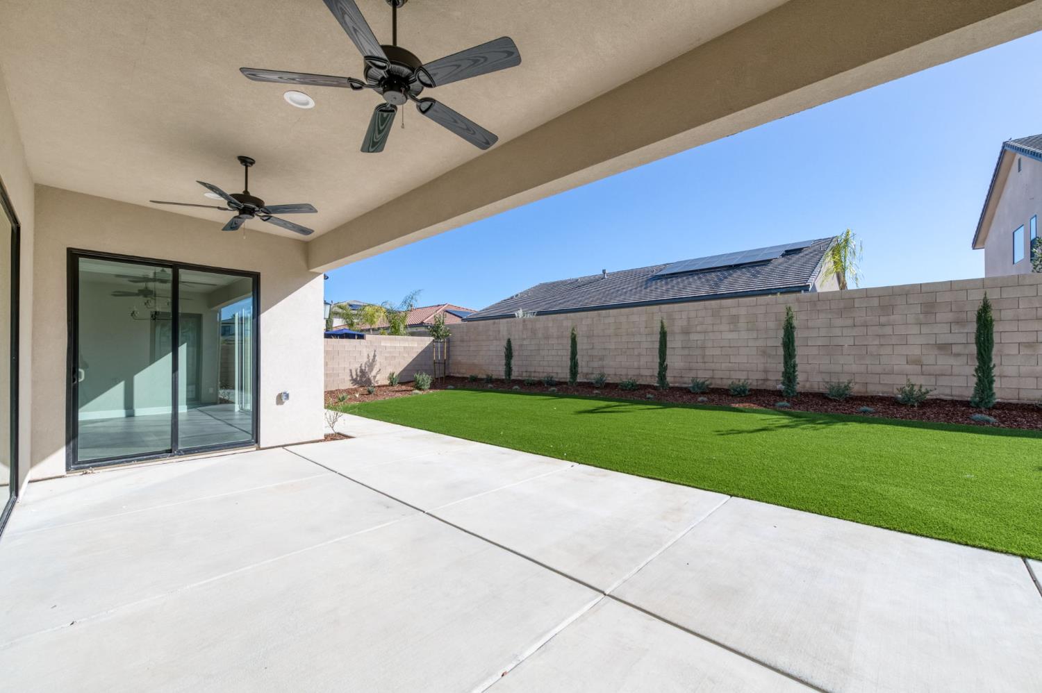 11610 N Range View Dr, Fresno, CA 93730