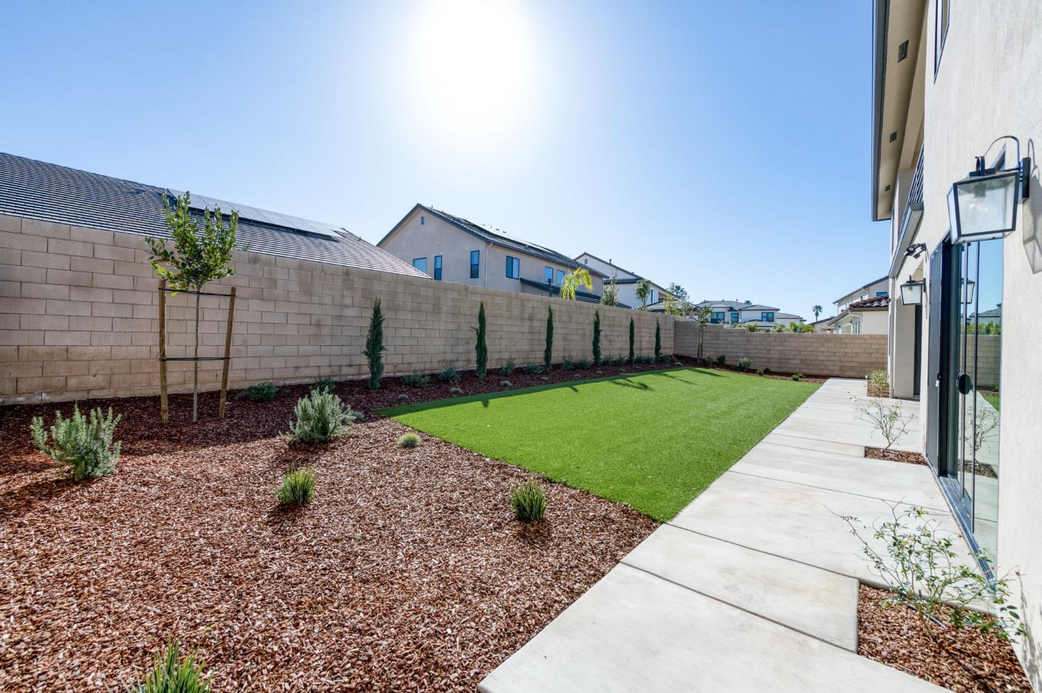 11610 N Range View Dr, Fresno, CA 93730