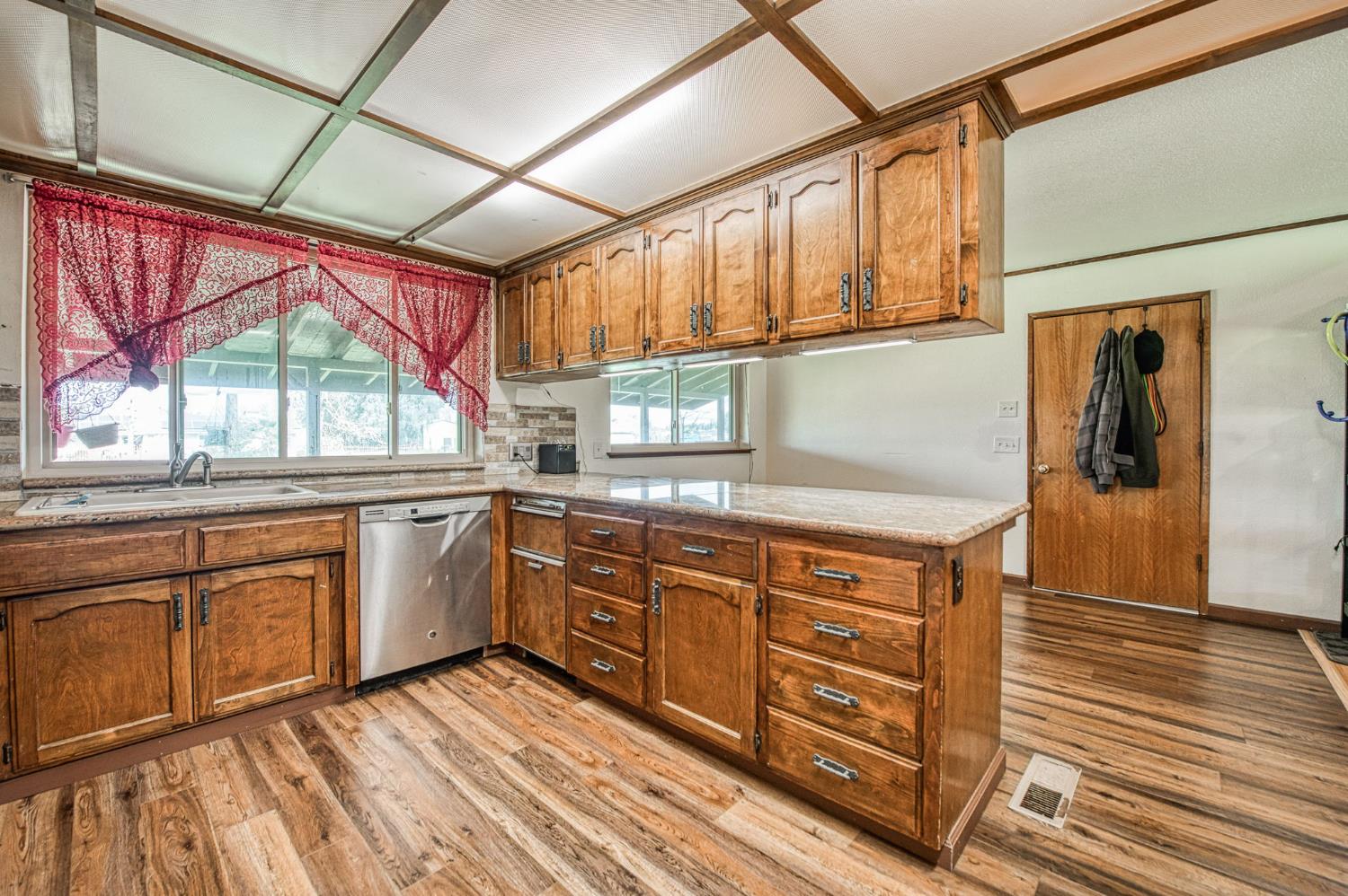 25268 Avenue 18 1/2, Madera, CA 93638