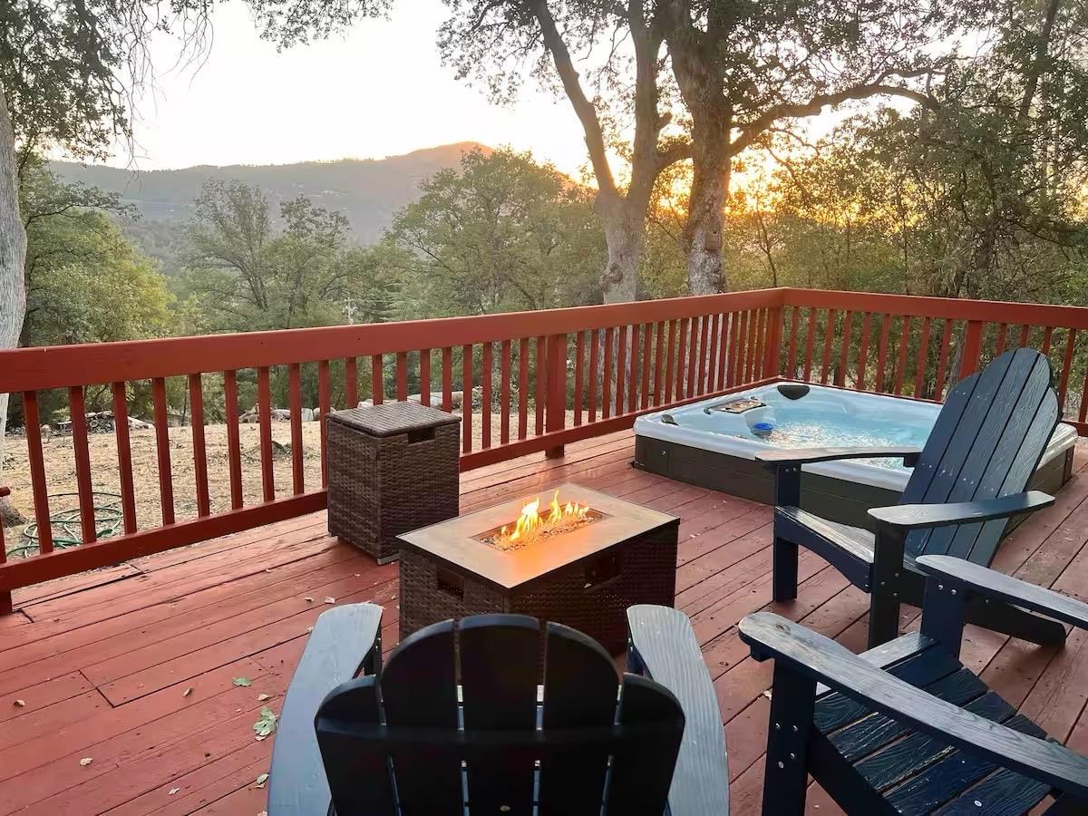 40202 Hillsborough Loop, Oakhurst, CA 93644