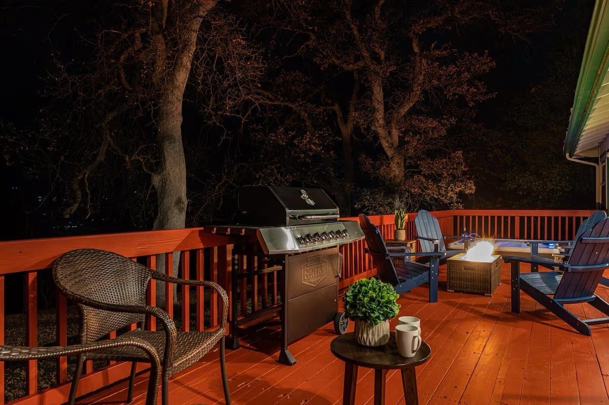 40202 Hillsborough Loop, Oakhurst, CA 93644