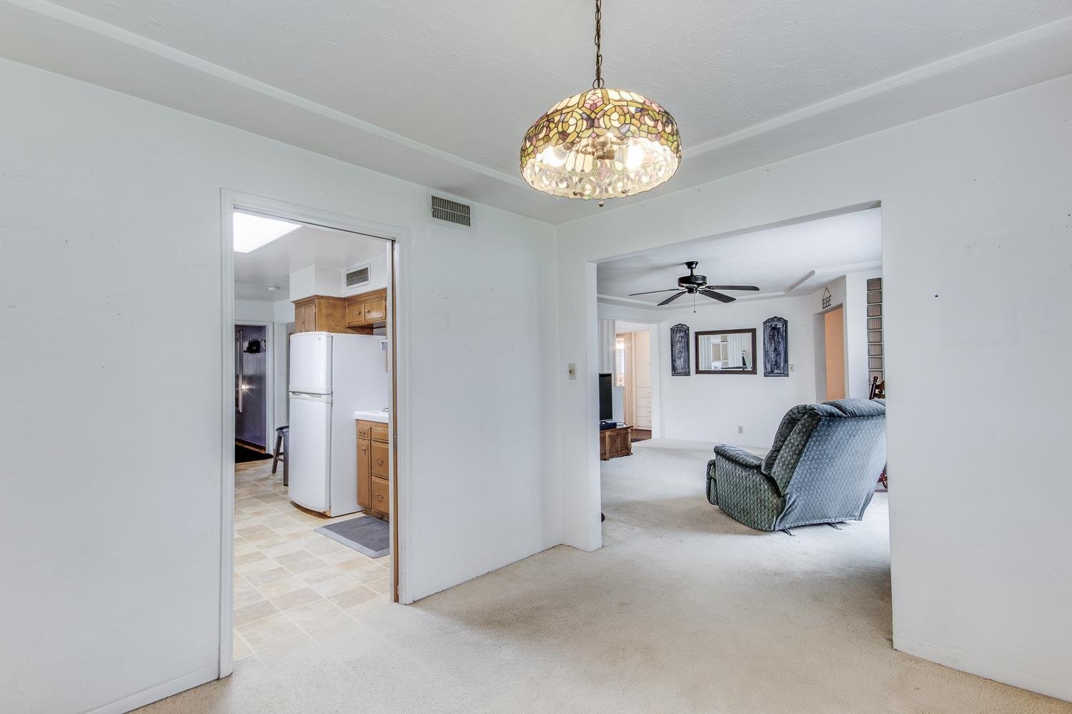 703 W Princeton Ave, Fresno, CA 93705