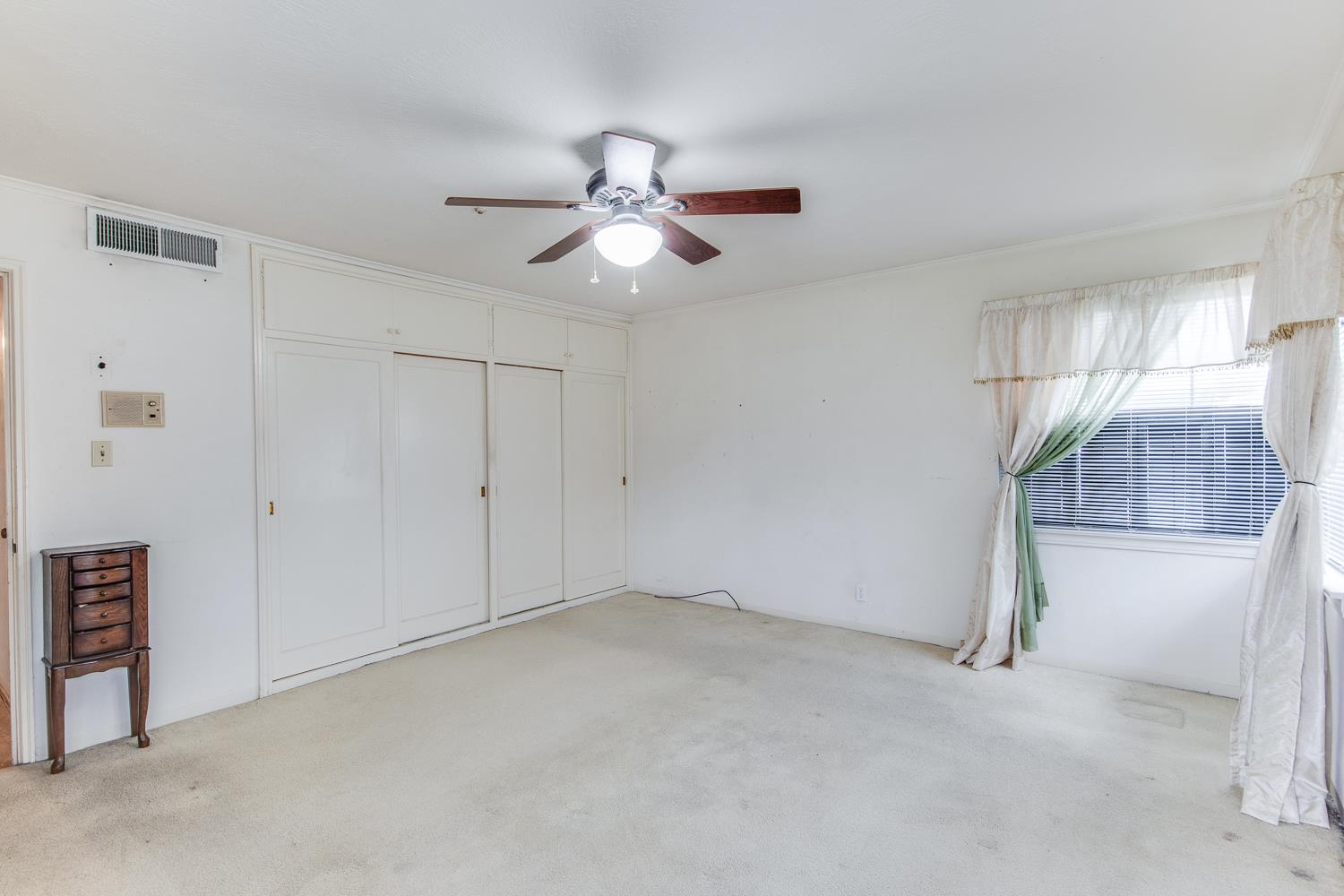 703 W Princeton Ave, Fresno, CA 93705