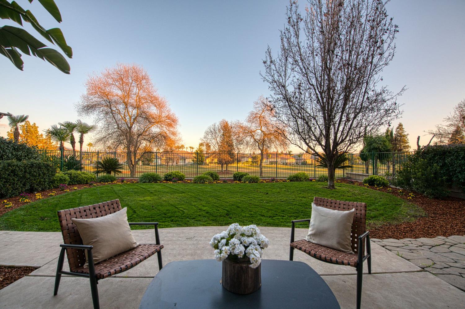 11384 N Via Montessori Dr, Fresno, CA 93730