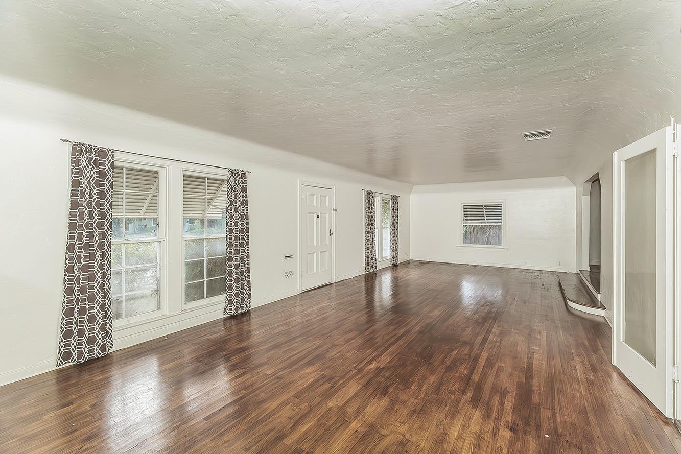 643 E Vassar Ave, Fresno, CA 93704