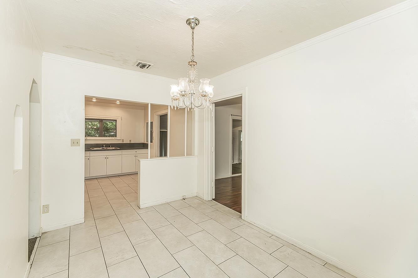 643 E Vassar Ave, Fresno, CA 93704