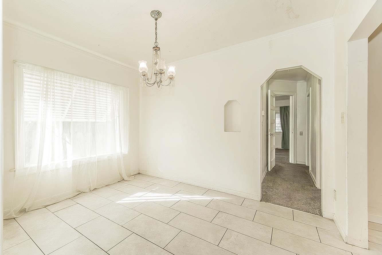 643 E Vassar Ave, Fresno, CA 93704