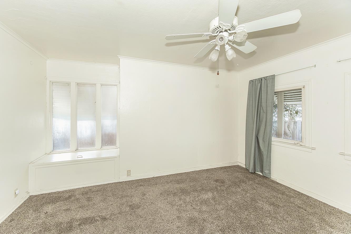 643 E Vassar Ave, Fresno, CA 93704