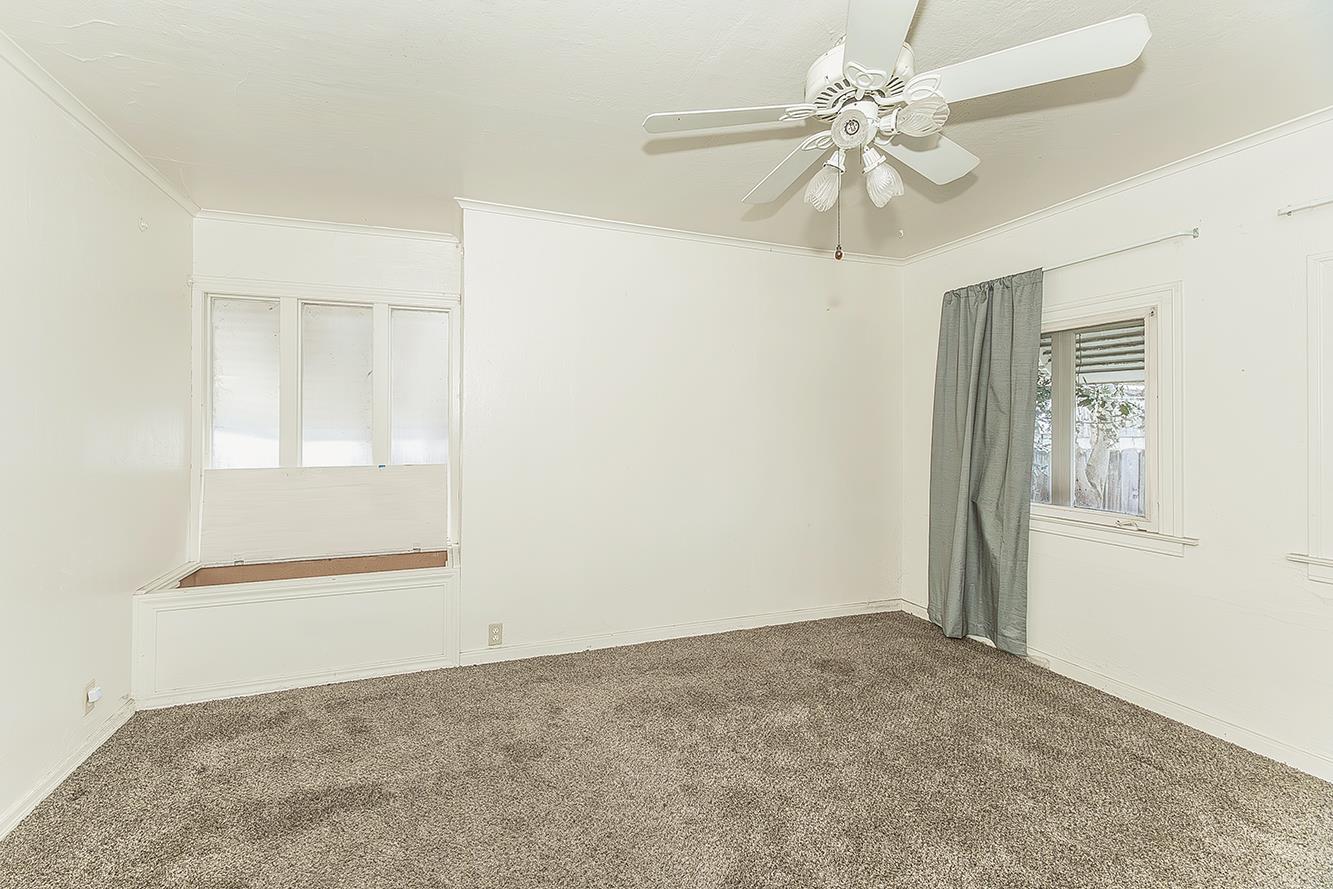 643 E Vassar Ave, Fresno, CA 93704