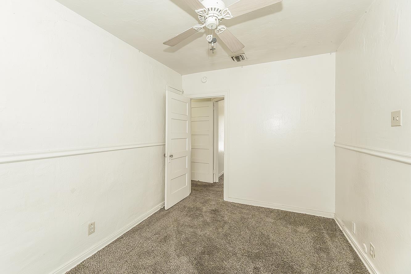 643 E Vassar Ave, Fresno, CA 93704