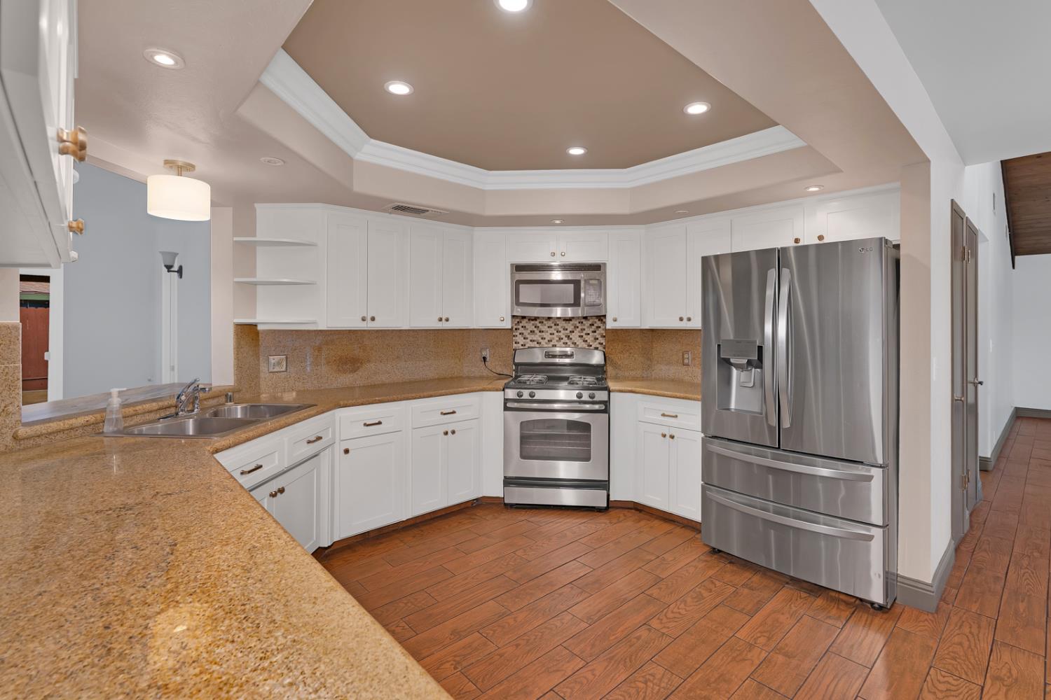 1340 Lewis St, Selma, CA 93662