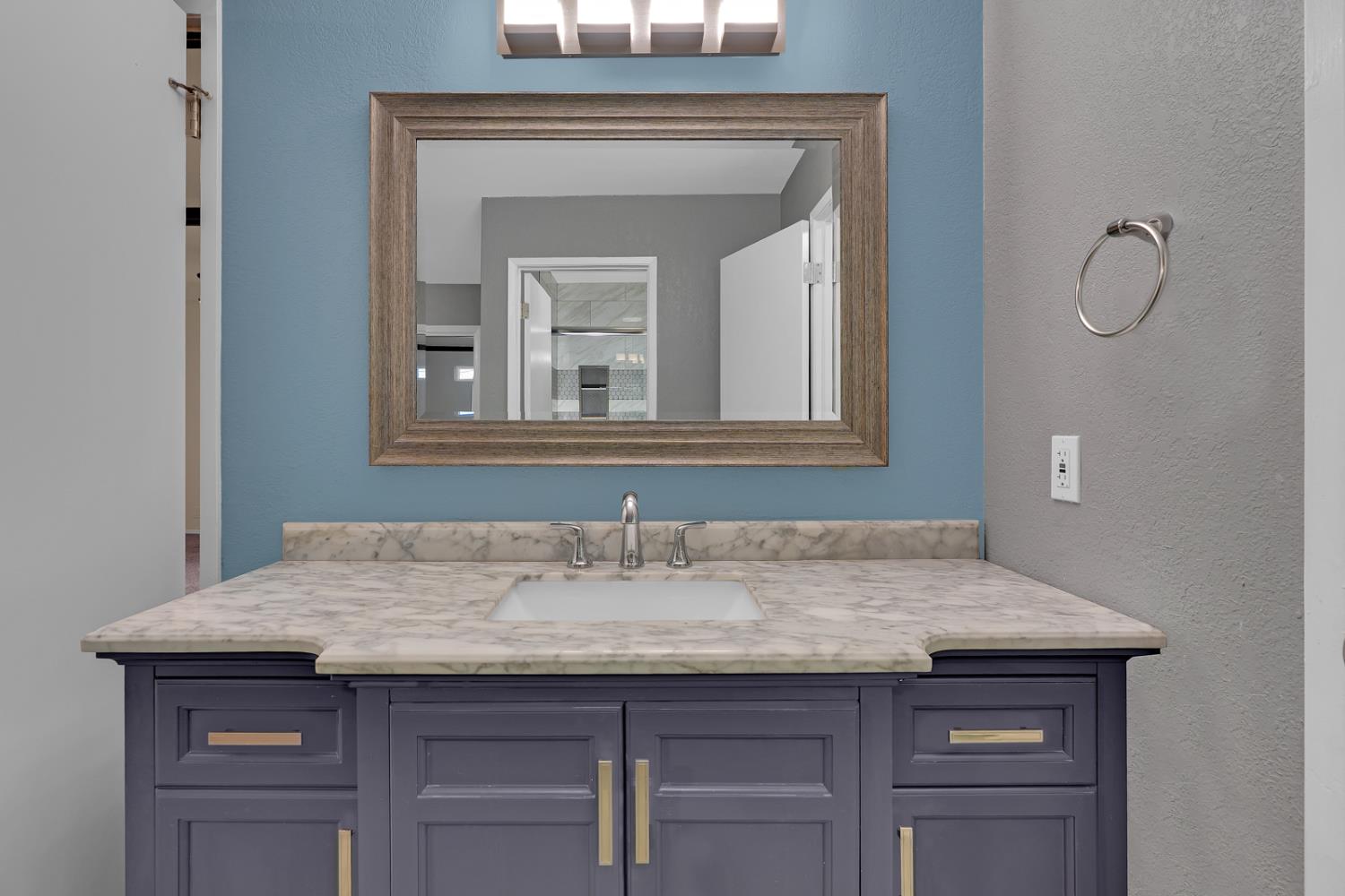 1340 Lewis St, Selma, CA 93662