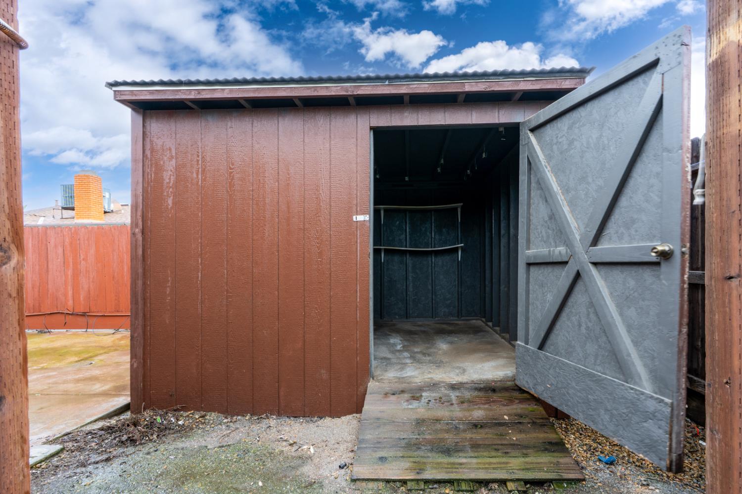 1340 Lewis St, Selma, CA 93662