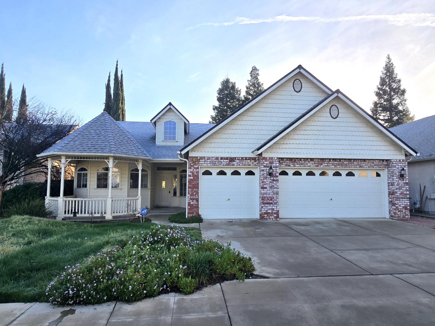 10168 N Price Ave, Fresno, CA 93730