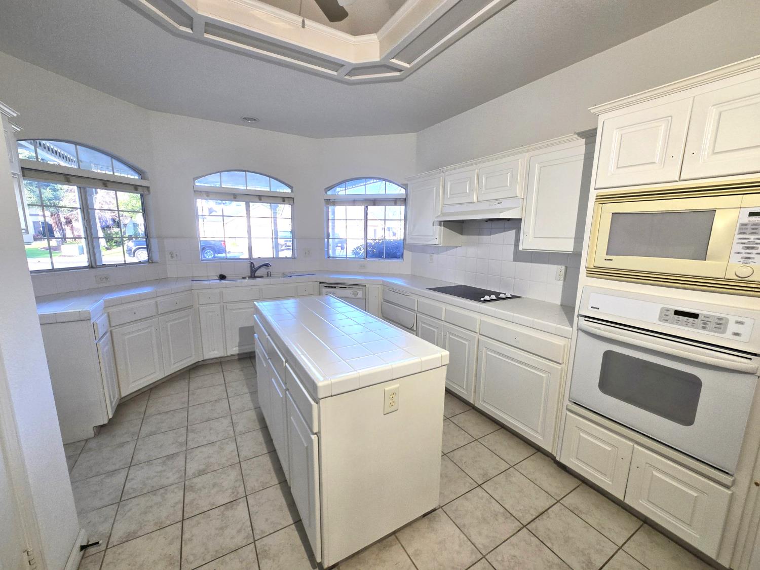 10168 N Price Ave, Fresno, CA 93730