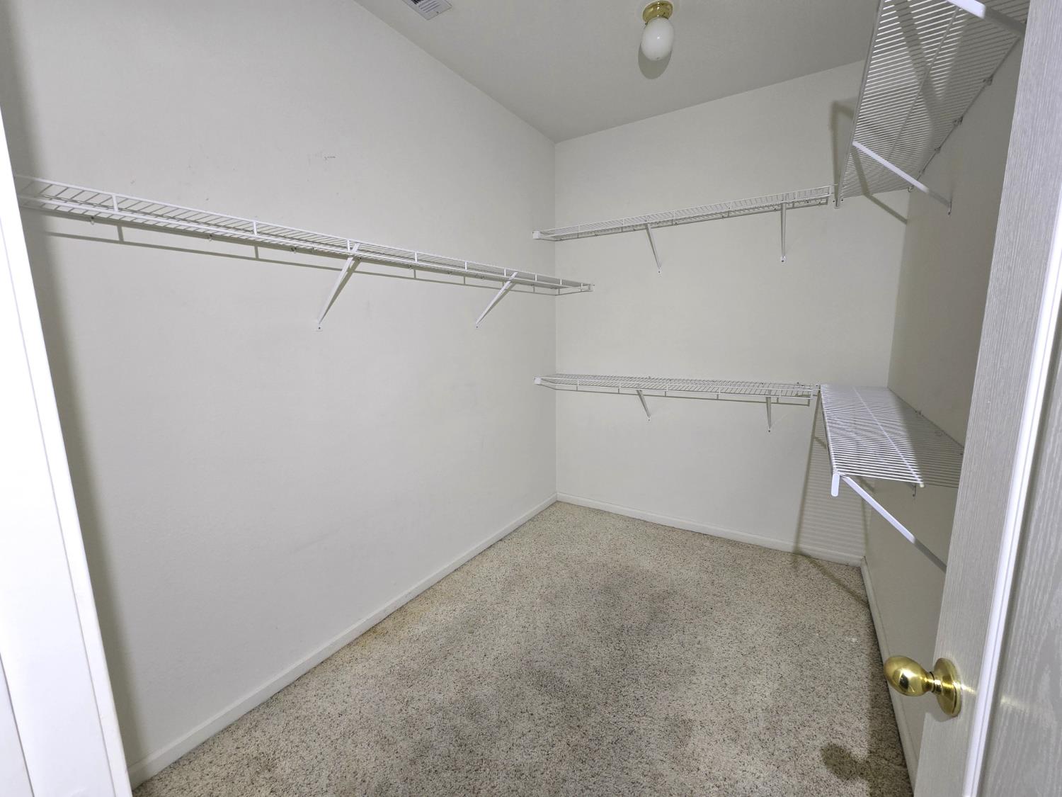 10168 N Price Ave, Fresno, CA 93730