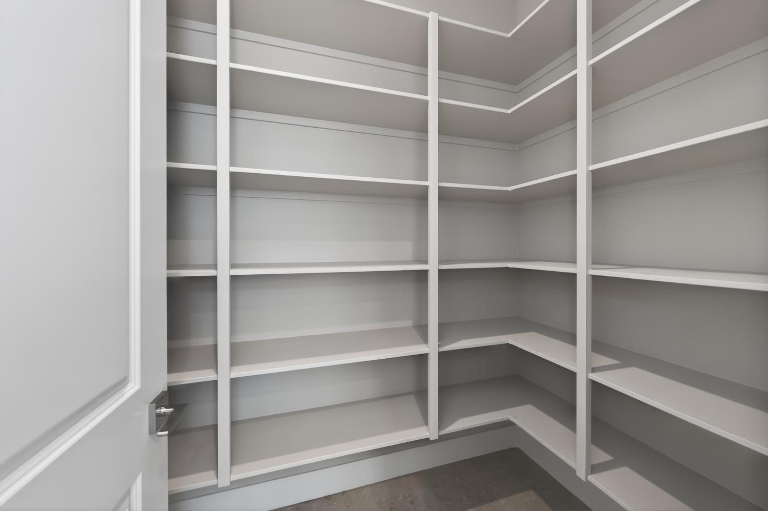 2345 E Putter Way, Fresno, CA 93730