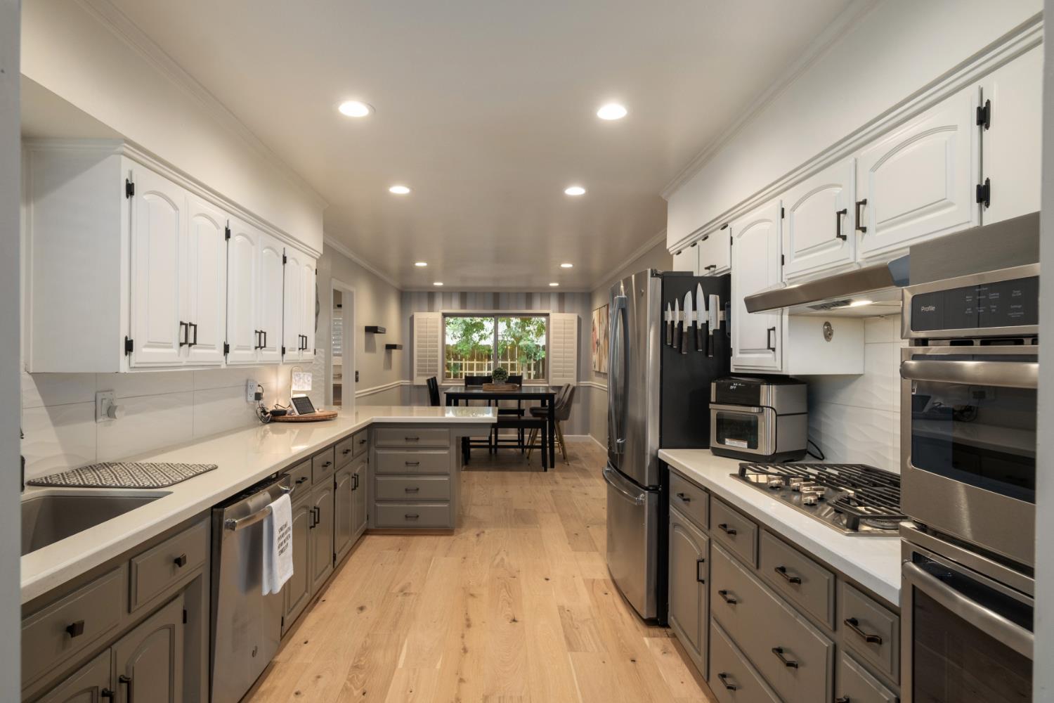 1637 W Los Altos Ave, Fresno, CA 93711