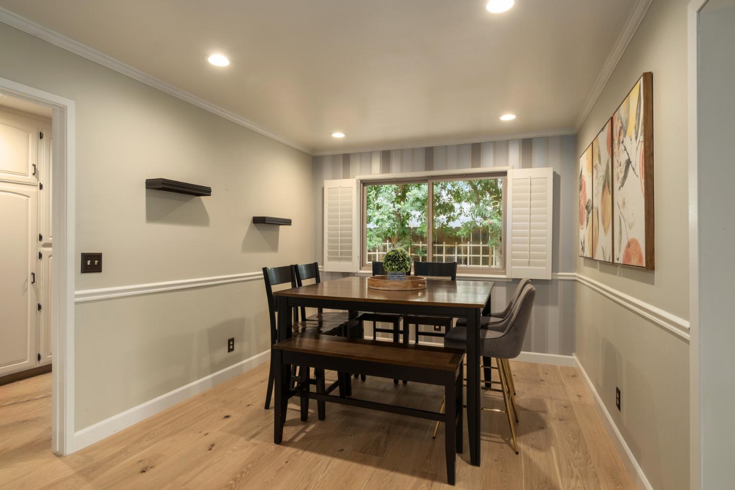 1637 W Los Altos Ave, Fresno, CA 93711