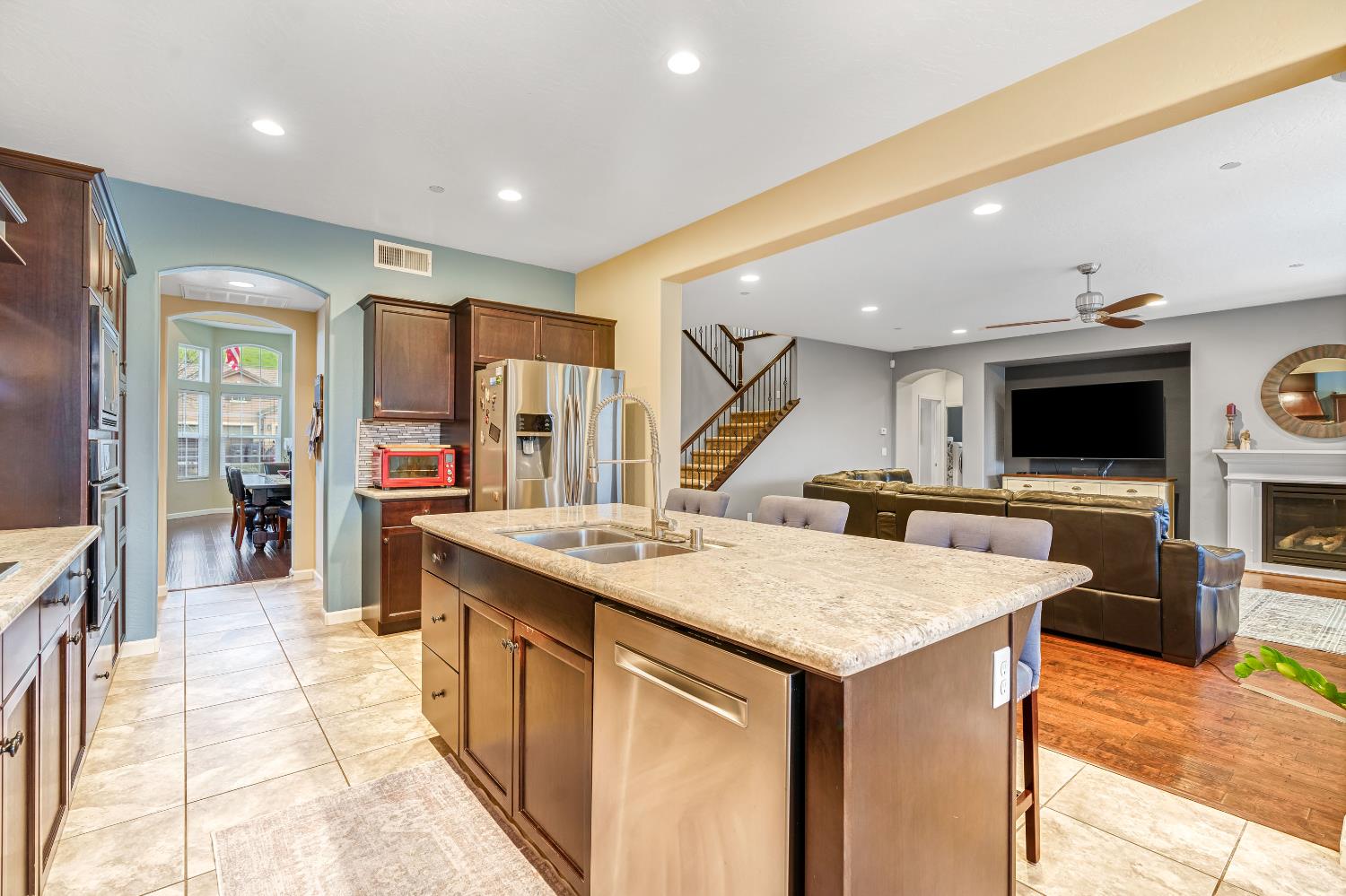 21261 Tramonto Ln, Friant, CA 93626