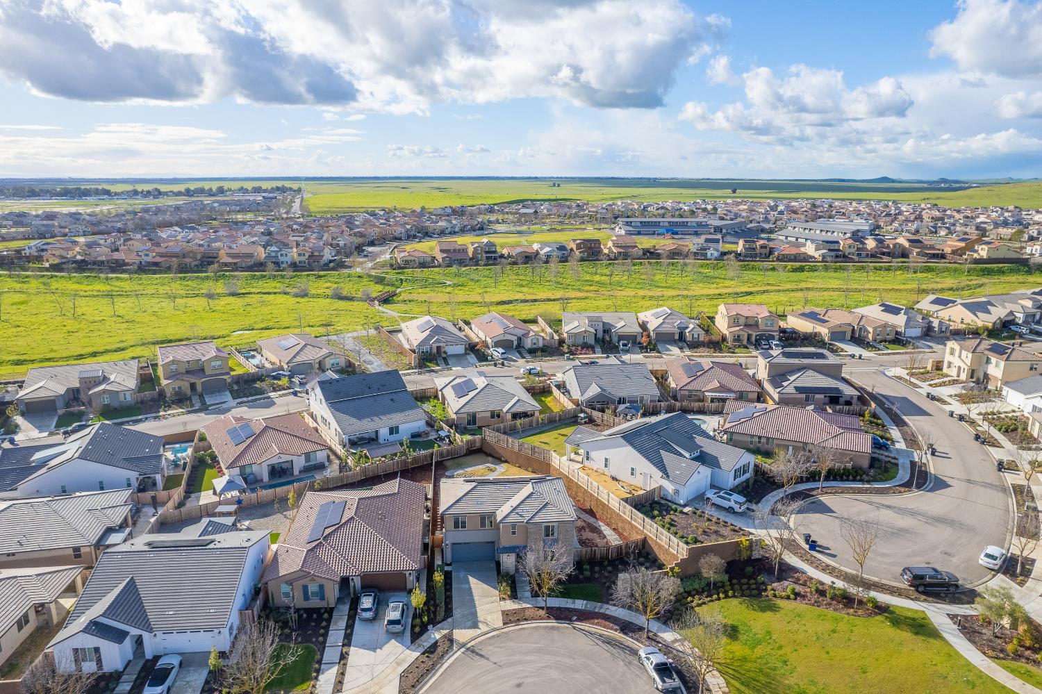 4338 Monarch Pl, Madera, CA 93636