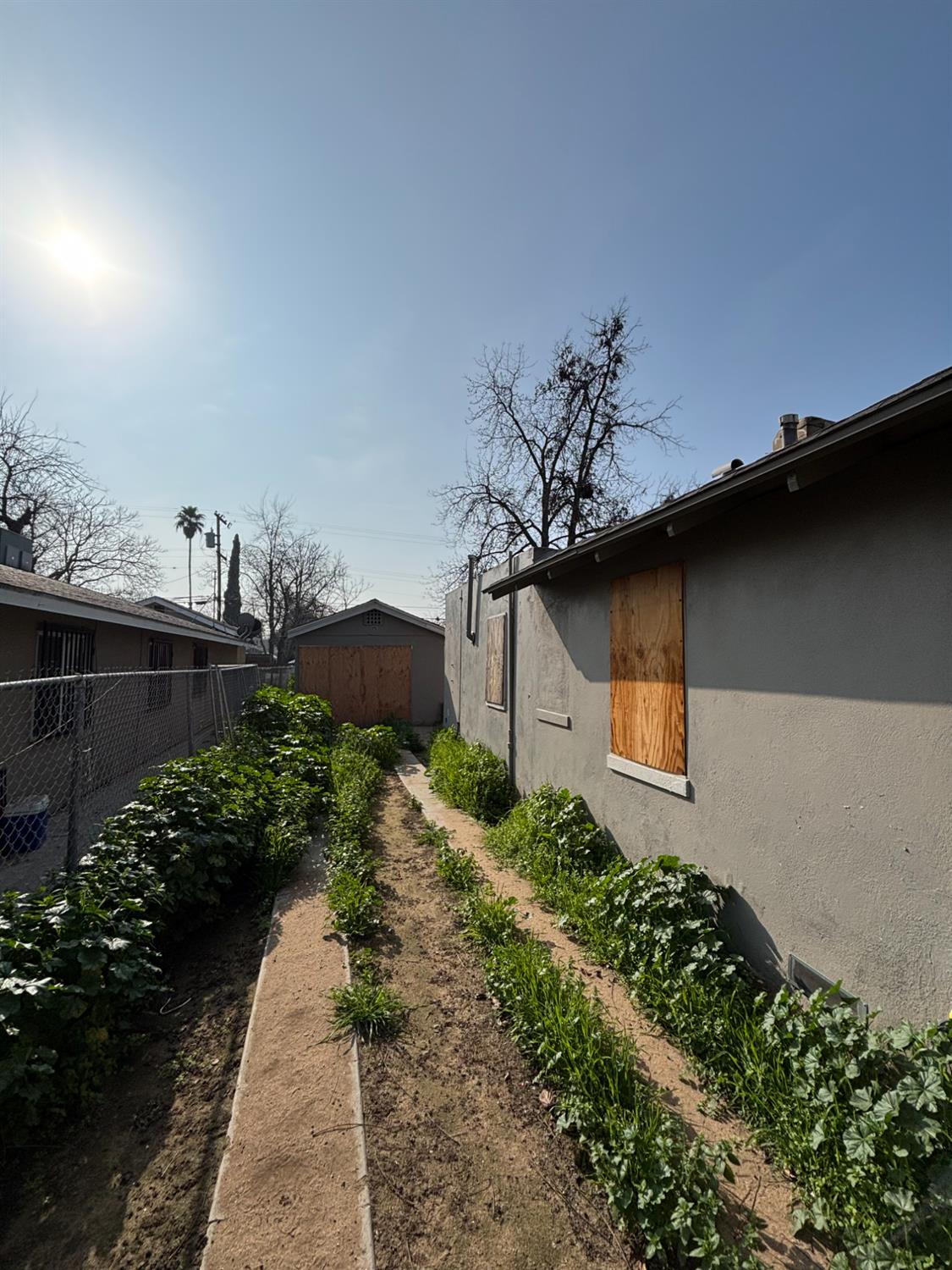 2044 E Tyler Ave, Fresno, CA 93701