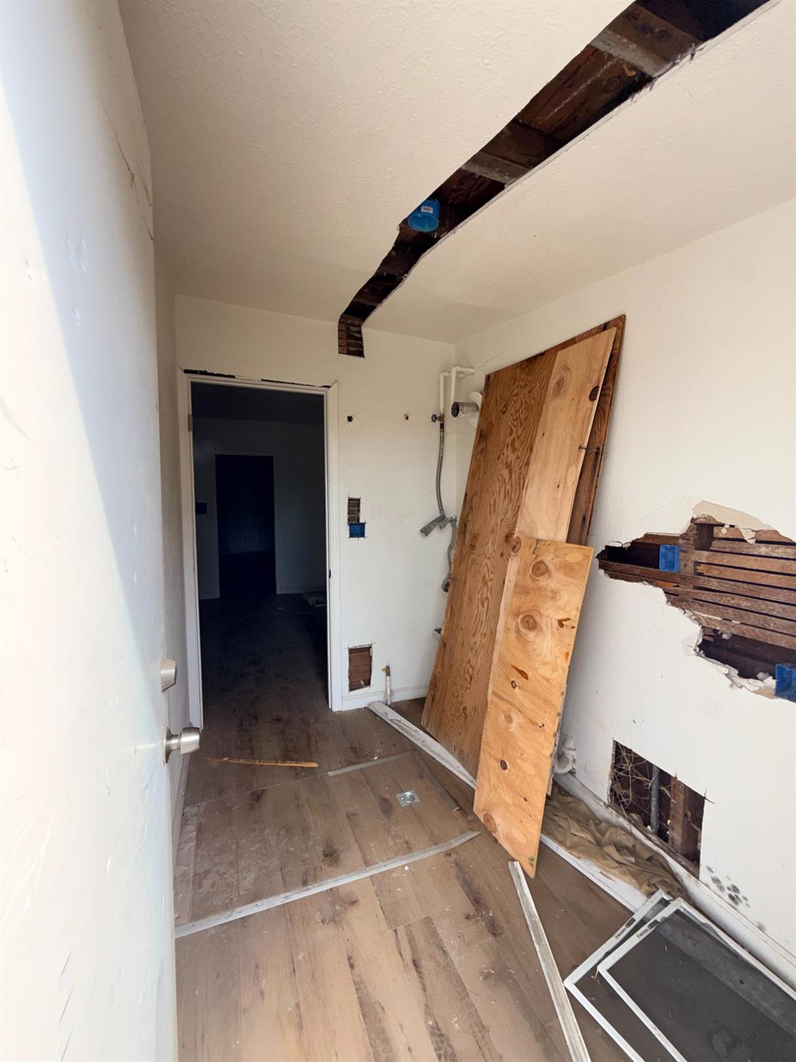 2044 E Tyler Ave, Fresno, CA 93701