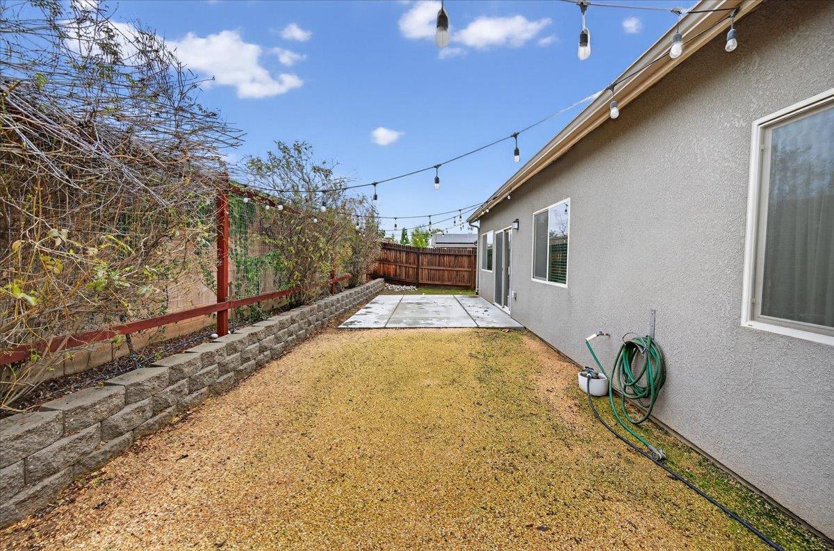 4161 Alamos Ave, Clovis, CA 93619