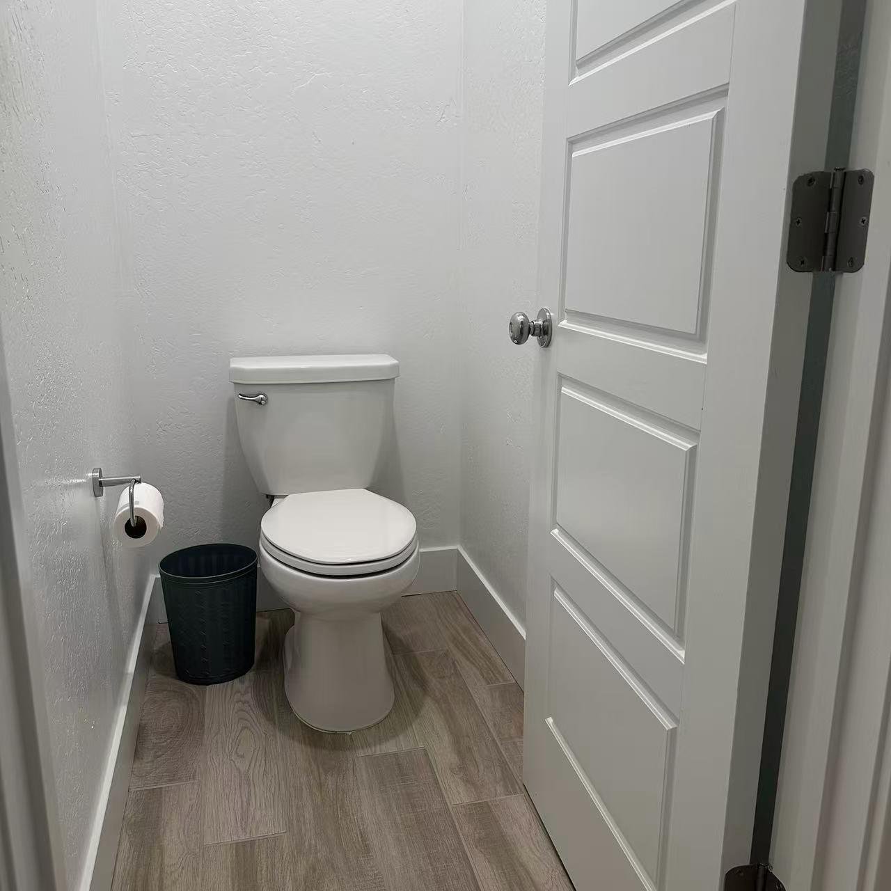 2732 E Teaberry Dr, Fresno, CA 93730