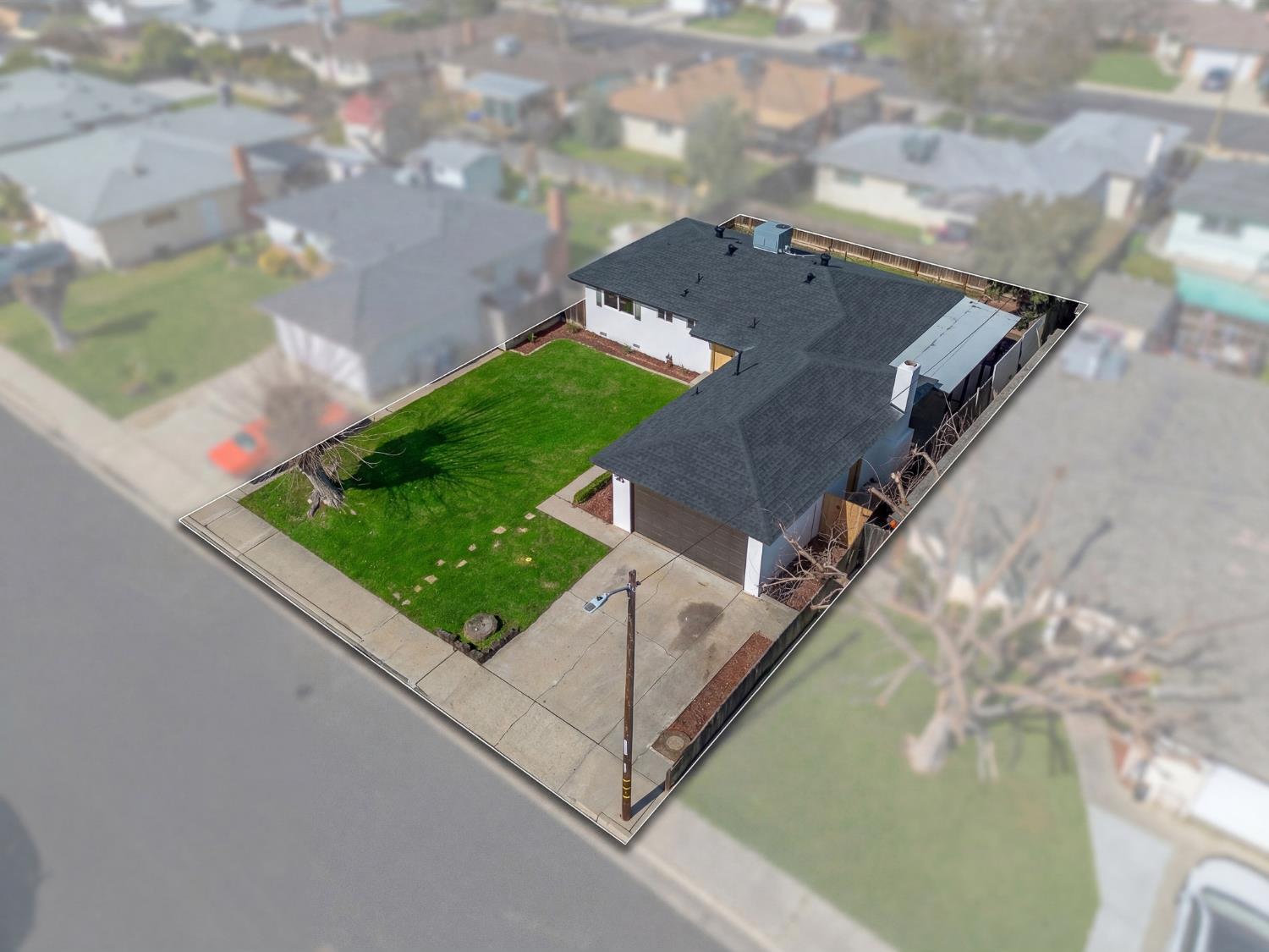 505 W Pico Ave, Clovis, CA 93612