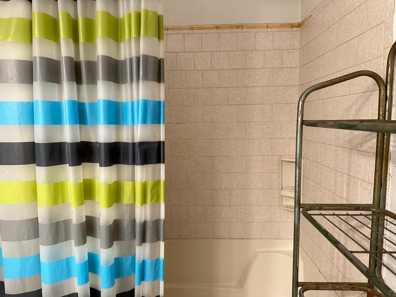 450 W Sacramento St, Coalinga, CA 93210